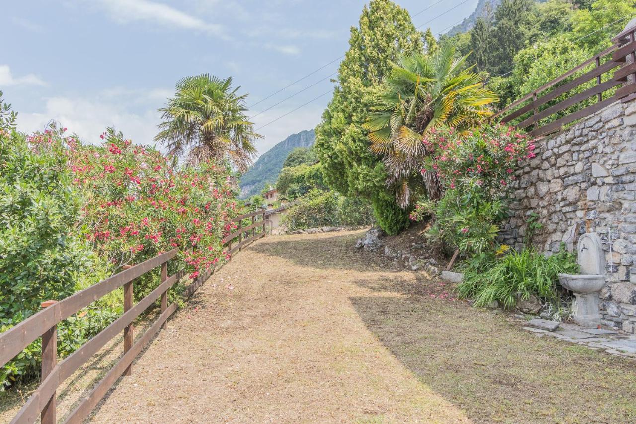 Villa Lisander Varenna Esterno foto