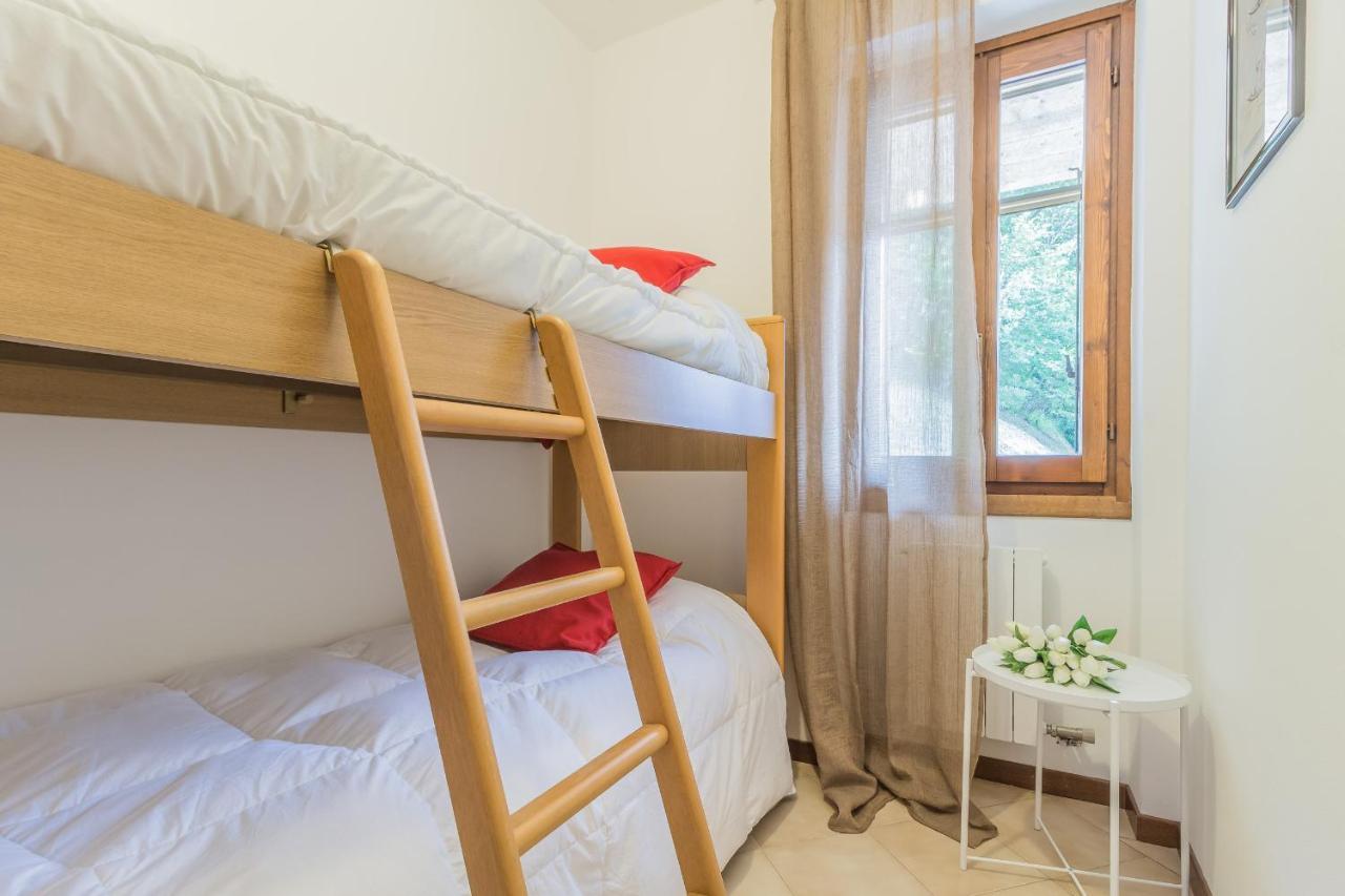 Villa Lisander Varenna Esterno foto